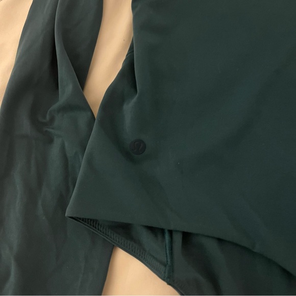 New Lululemon Turtleneck Bodysuit Large $88 - Picture 8 of 9